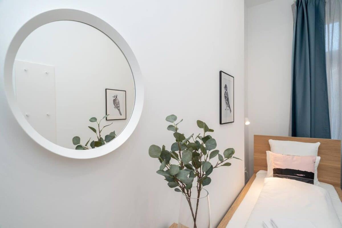 Very Extra Large Brand New Aircon Apartment *