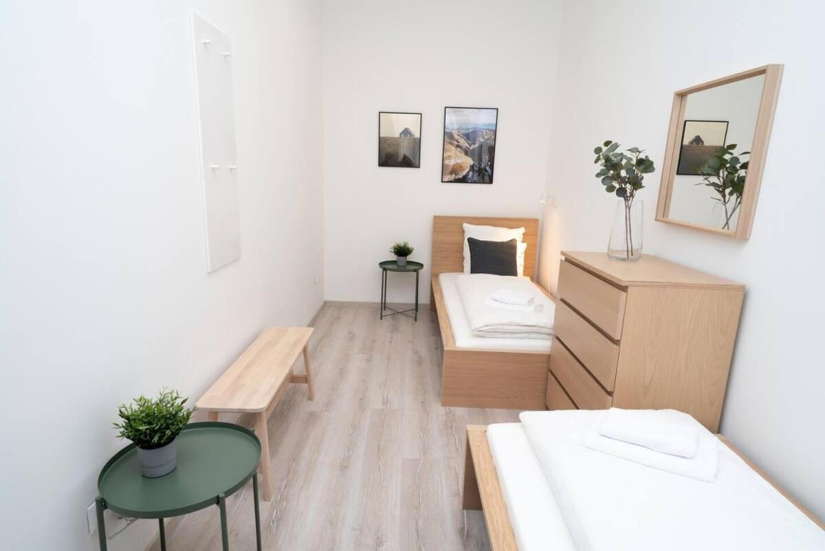 Very Extra Large Brand New Aircon Apartment *