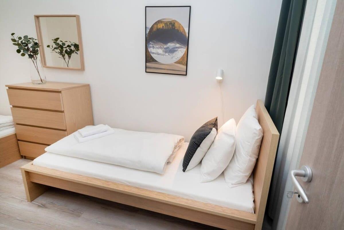 Apartment Very Extra Large Brand New Aircon *