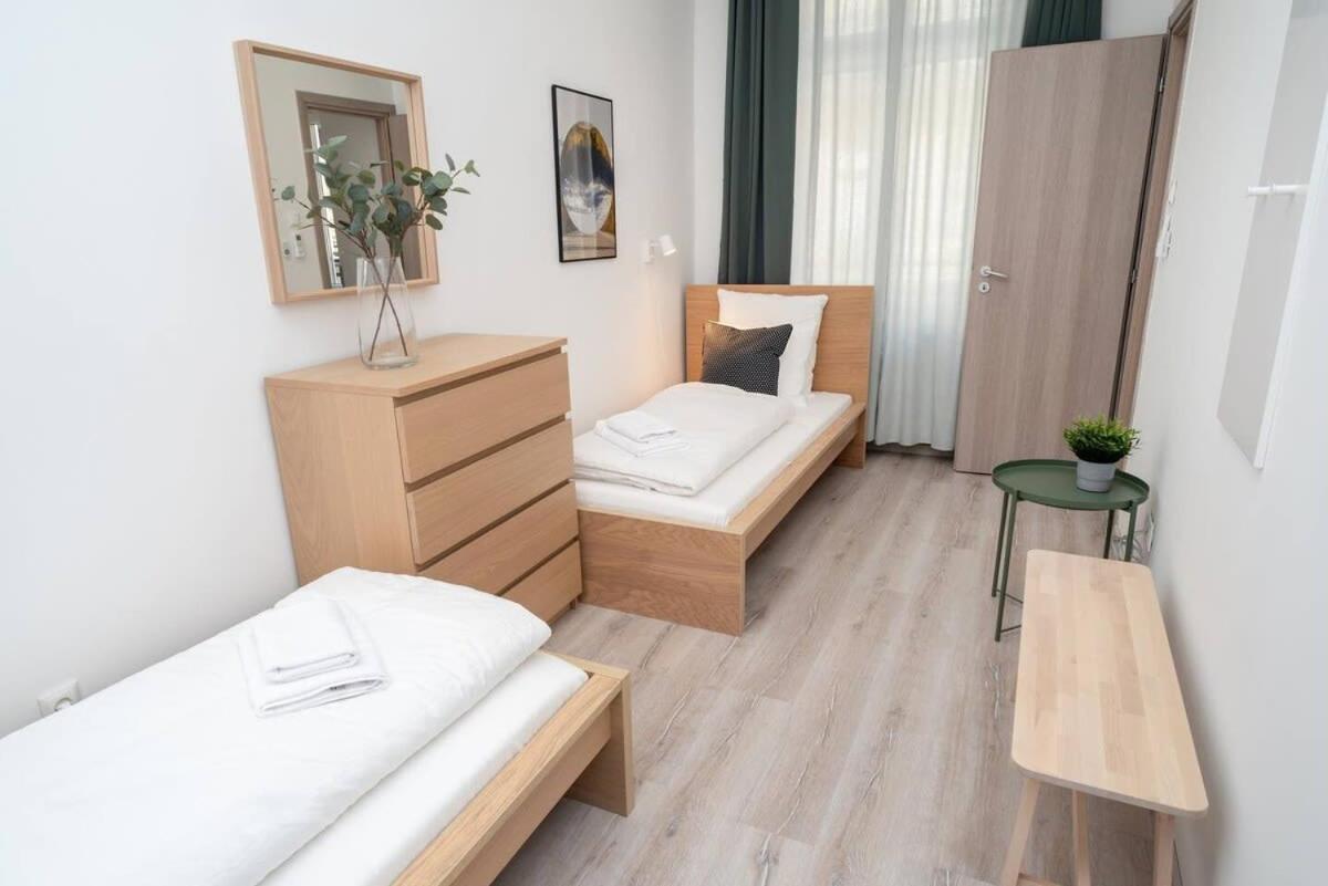 Apartment Very Extra Large Brand New Aircon Budapest